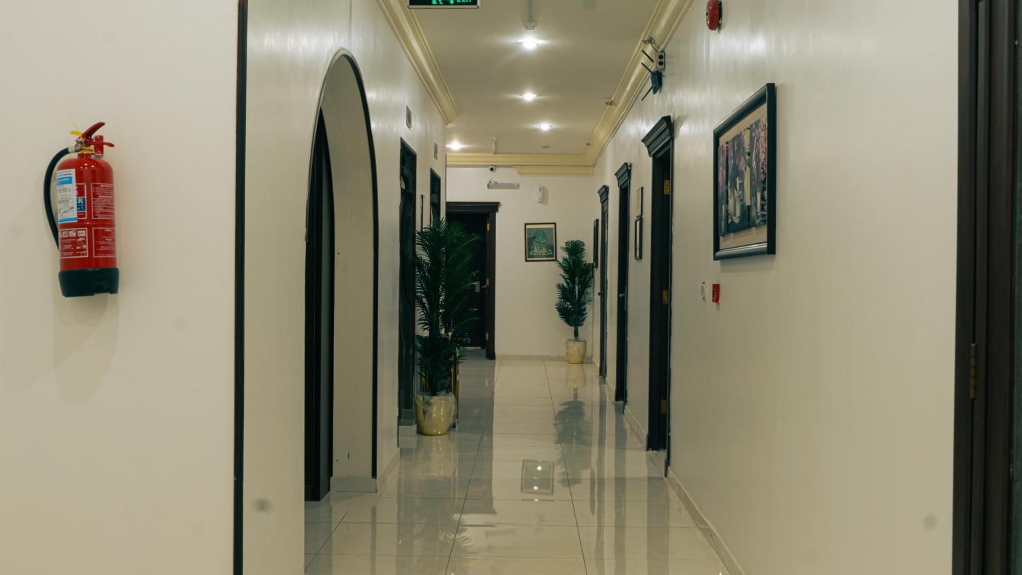 Al Andalus Tolen Hotel Jeddah Bagian luar foto