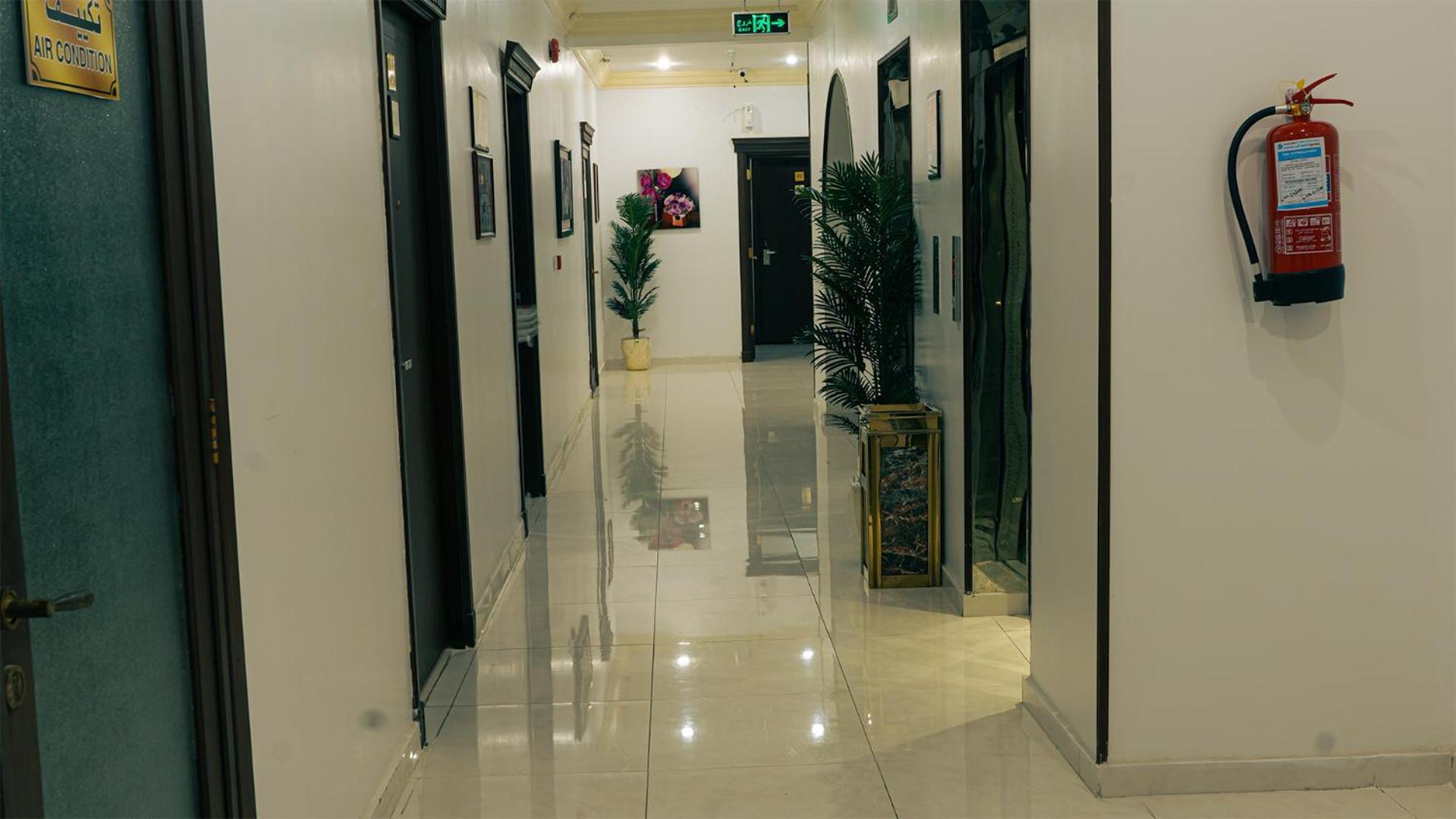 Al Andalus Tolen Hotel Jeddah Bagian luar foto